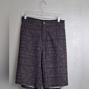 Crazy Shirts Men's Bermuda Geometric Pattern   Size 40